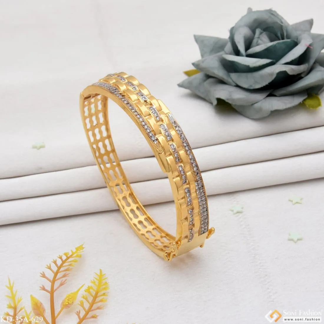 1 Gram Gold Forming Delicate Design with Diamond Gold Plated Bracelet - Style A629
