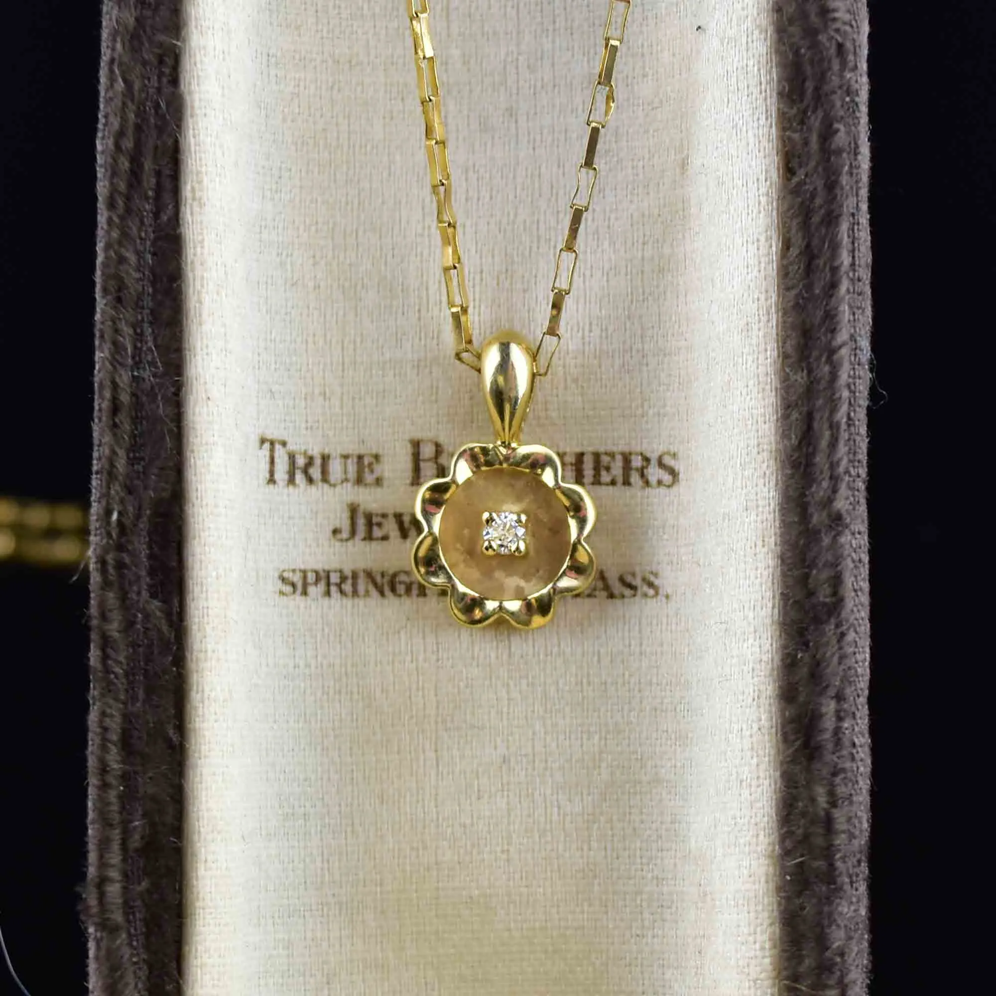 14K Gold Diamond Solitaire Buttercup Pendant Necklace