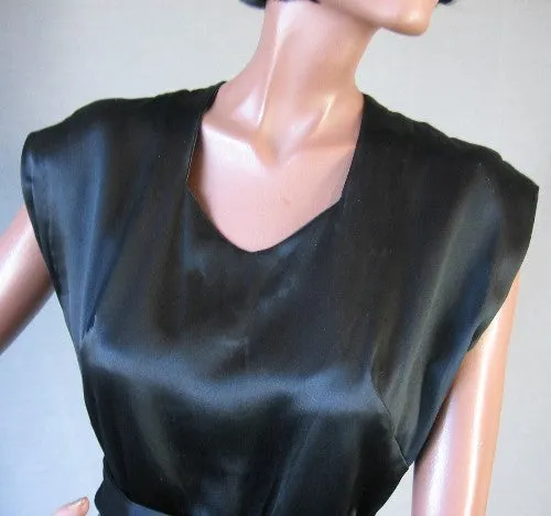 40s Women's Cocktail Dress Vintage 1940s LBD Slinky Draped Black Silk Medium VFG