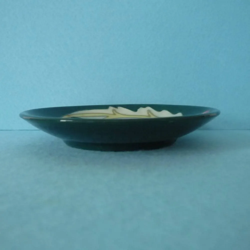 A Boxed Moorcroft Pin Dish in the Leicester Design