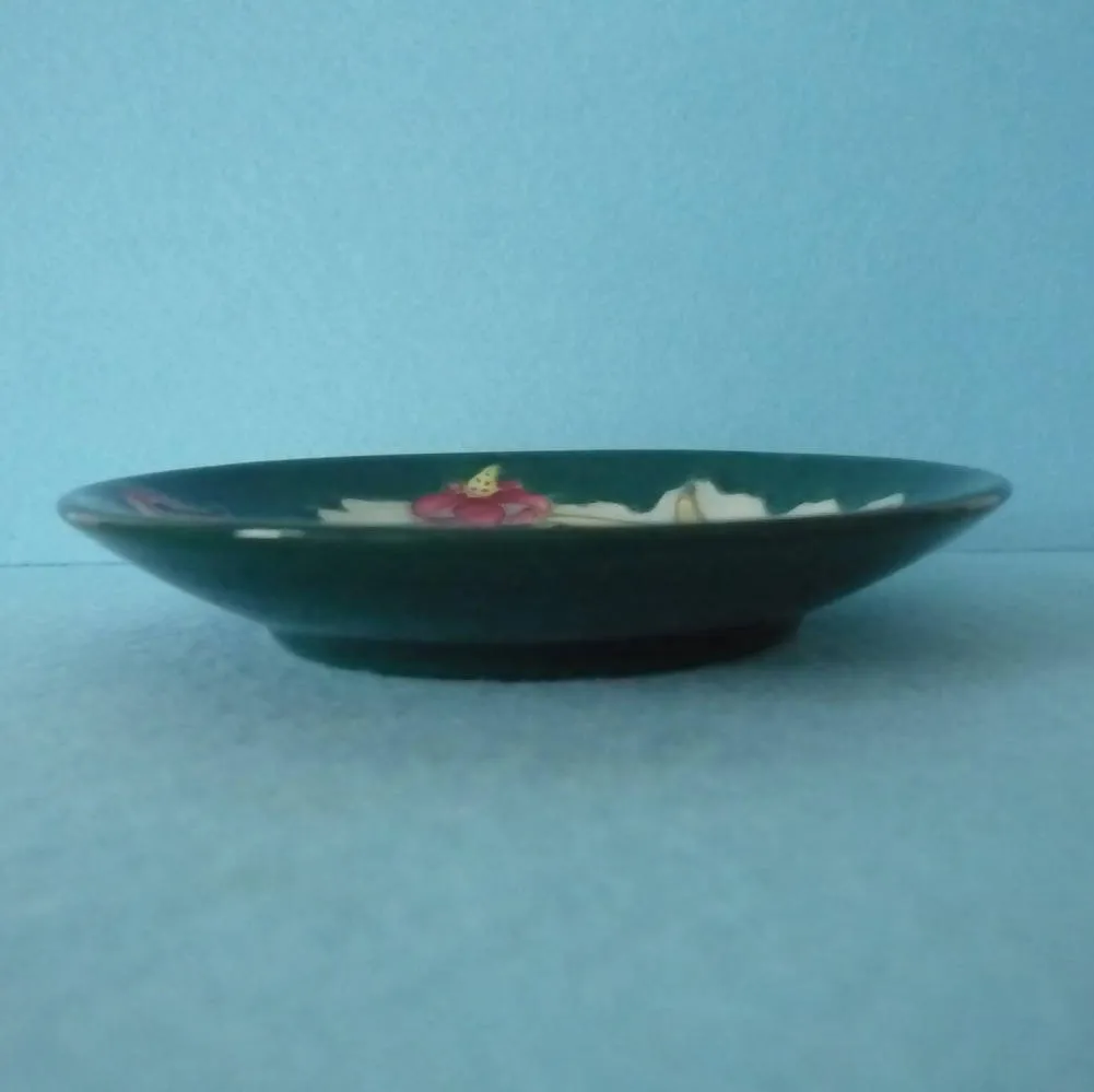 A Boxed Moorcroft Pin Dish in the Leicester Design