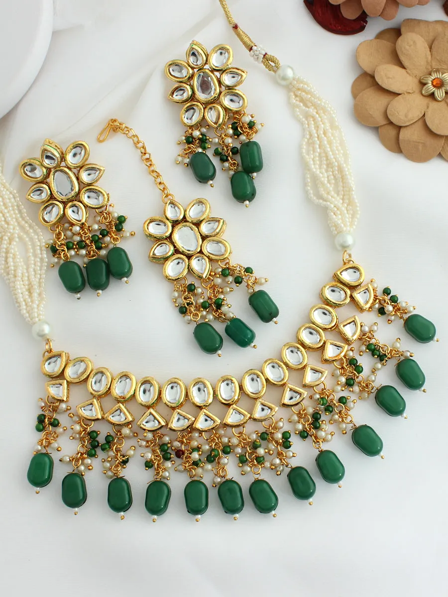 Aarushi Necklace Set