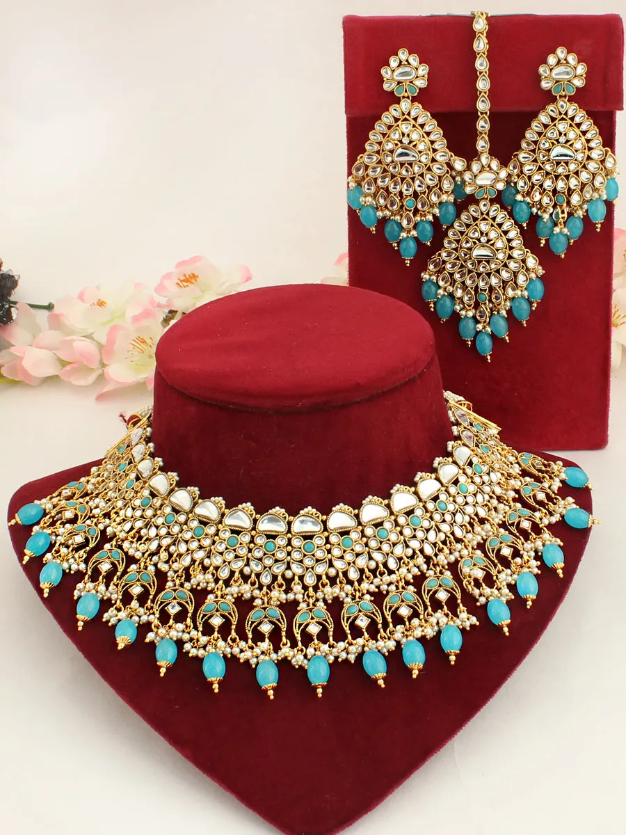 Aarzoo Necklace Set
