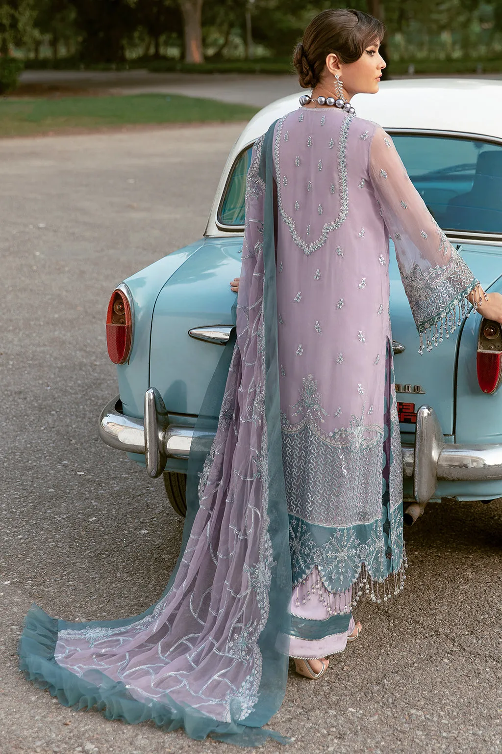 Afrozeh La Fuchsia Luxury Formal Collection 2022 – Pixie Dust