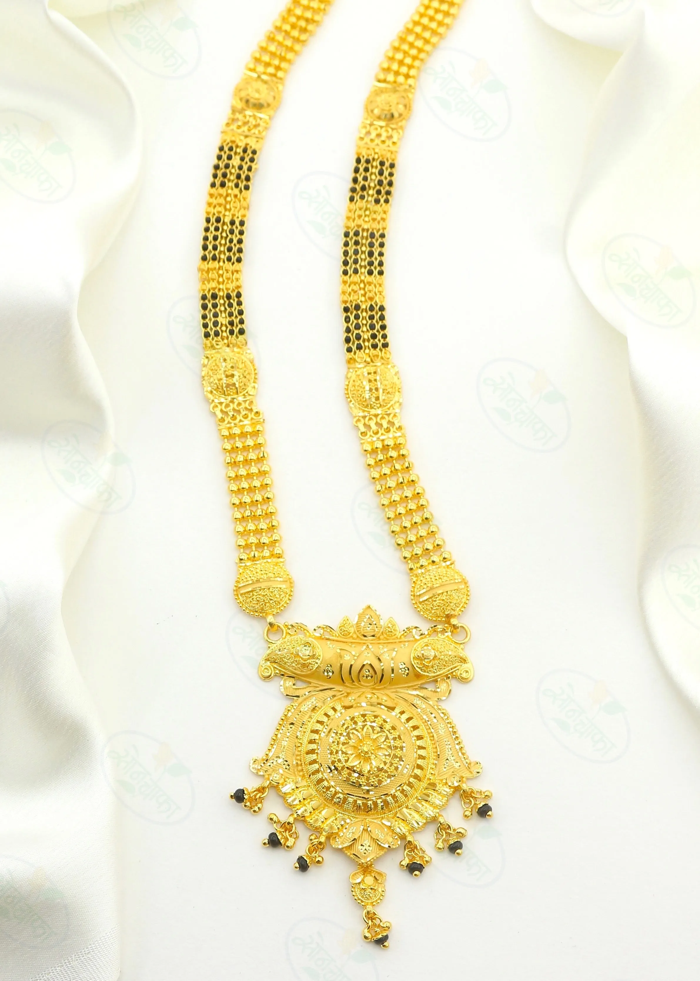 BEAUTIFUL LOTUS DESIGNER MANGALSUTRA