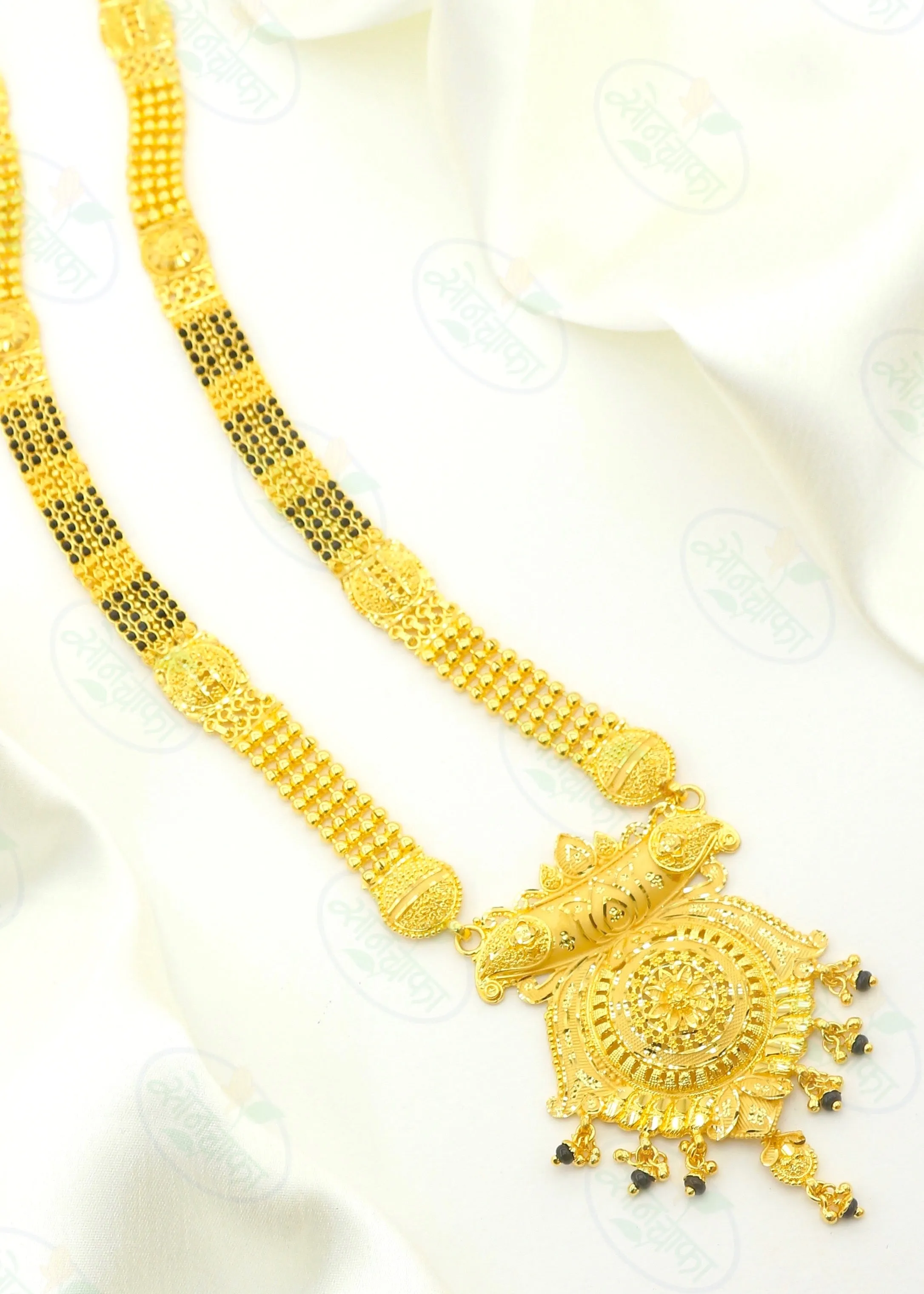 BEAUTIFUL LOTUS DESIGNER MANGALSUTRA
