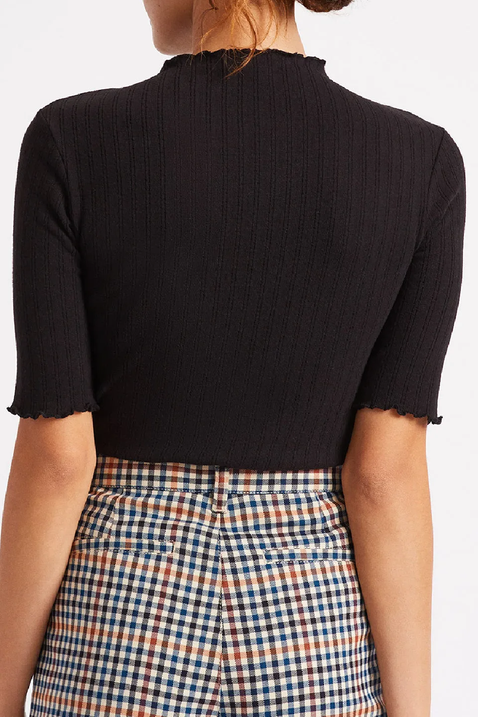 Berlin Half Sleeve Lettuce Edge Rib Black Top