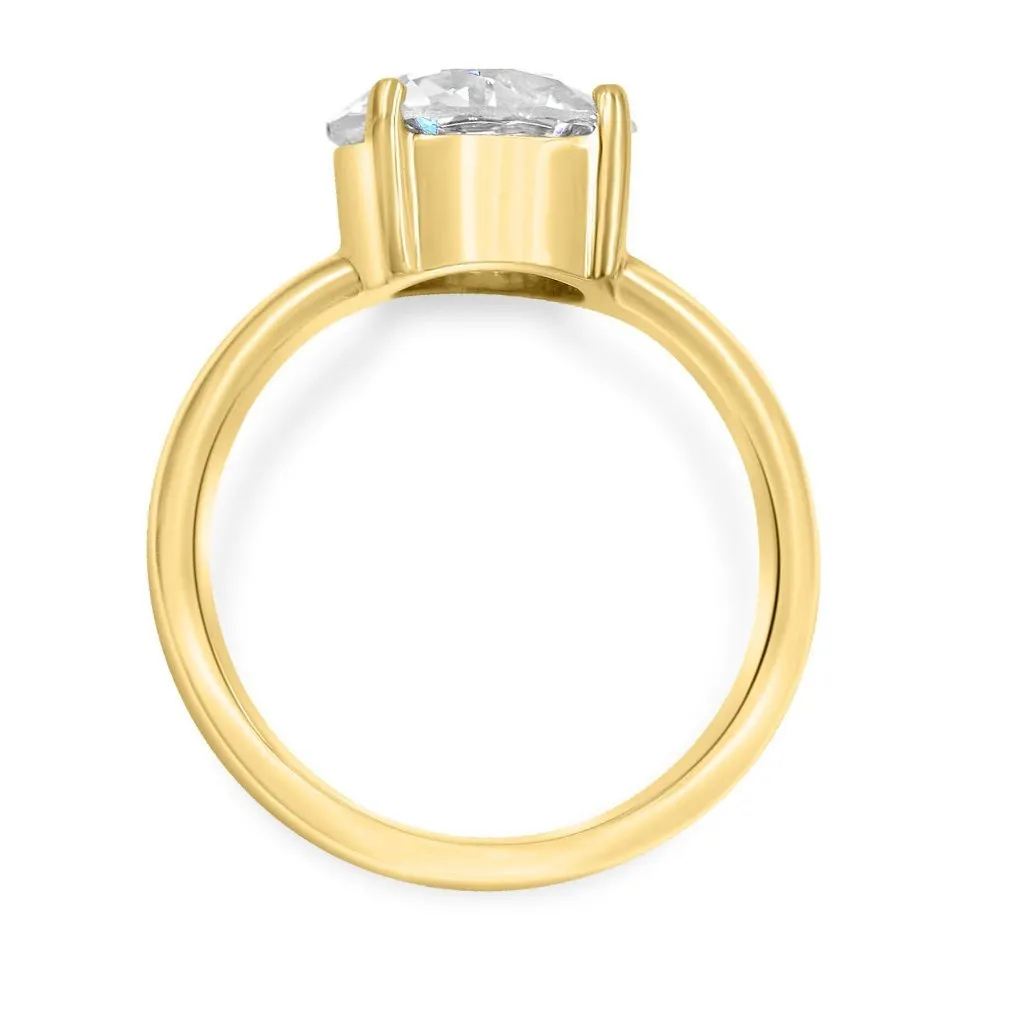 CAITLIN | Round Bezel Solitaire Engagement Ring