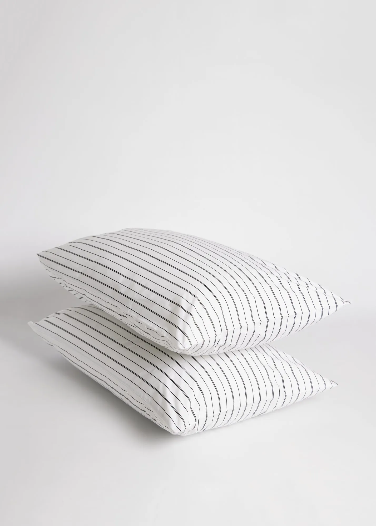 Foxford Black Stripe Pillowcase Set