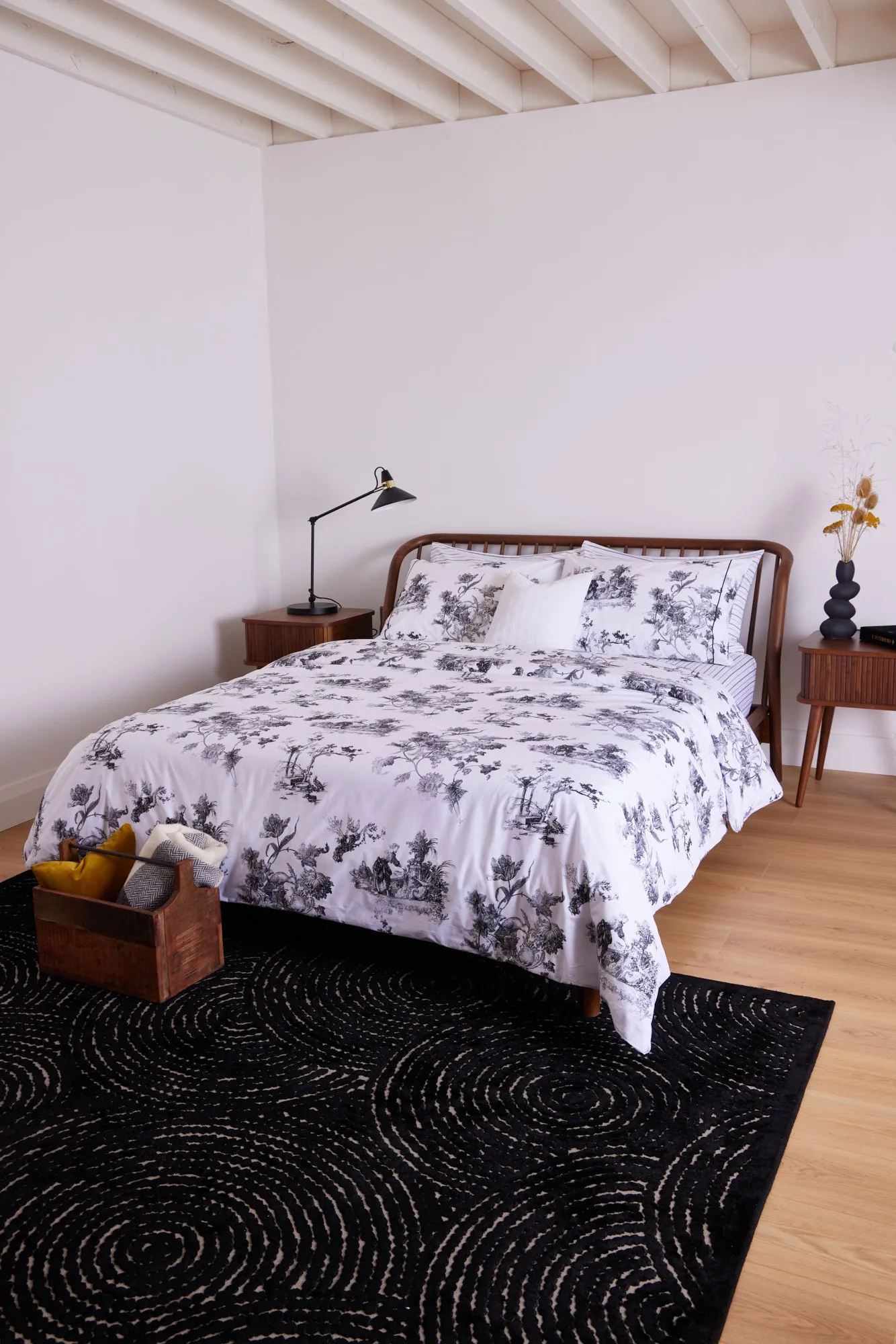 Foxford Black Stripe Pillowcase Set