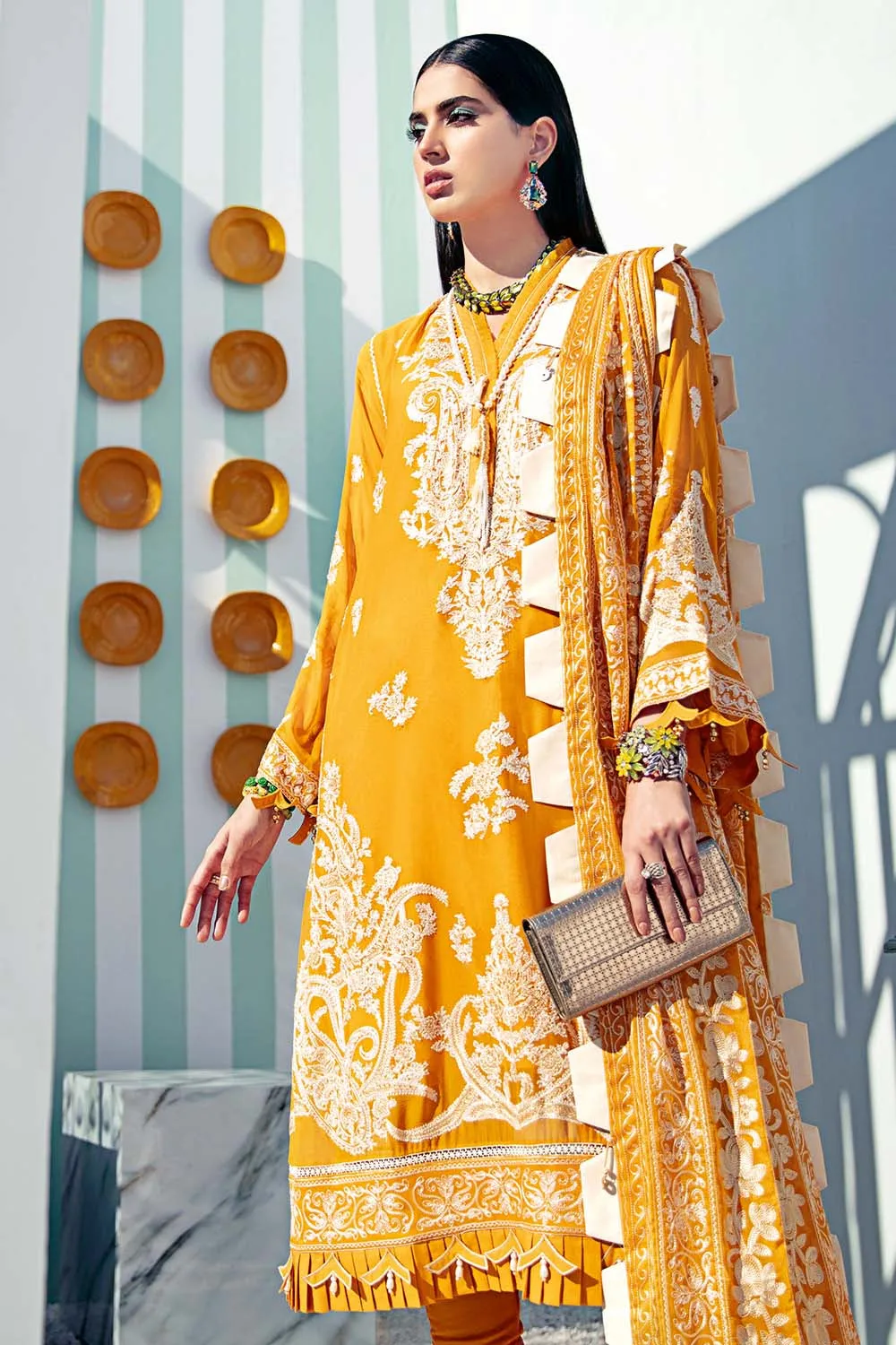 Gul Ahmed Summer Premium Lawn 2021 · 3PC Unstitched Chiffon Embroidered Suit LE-36