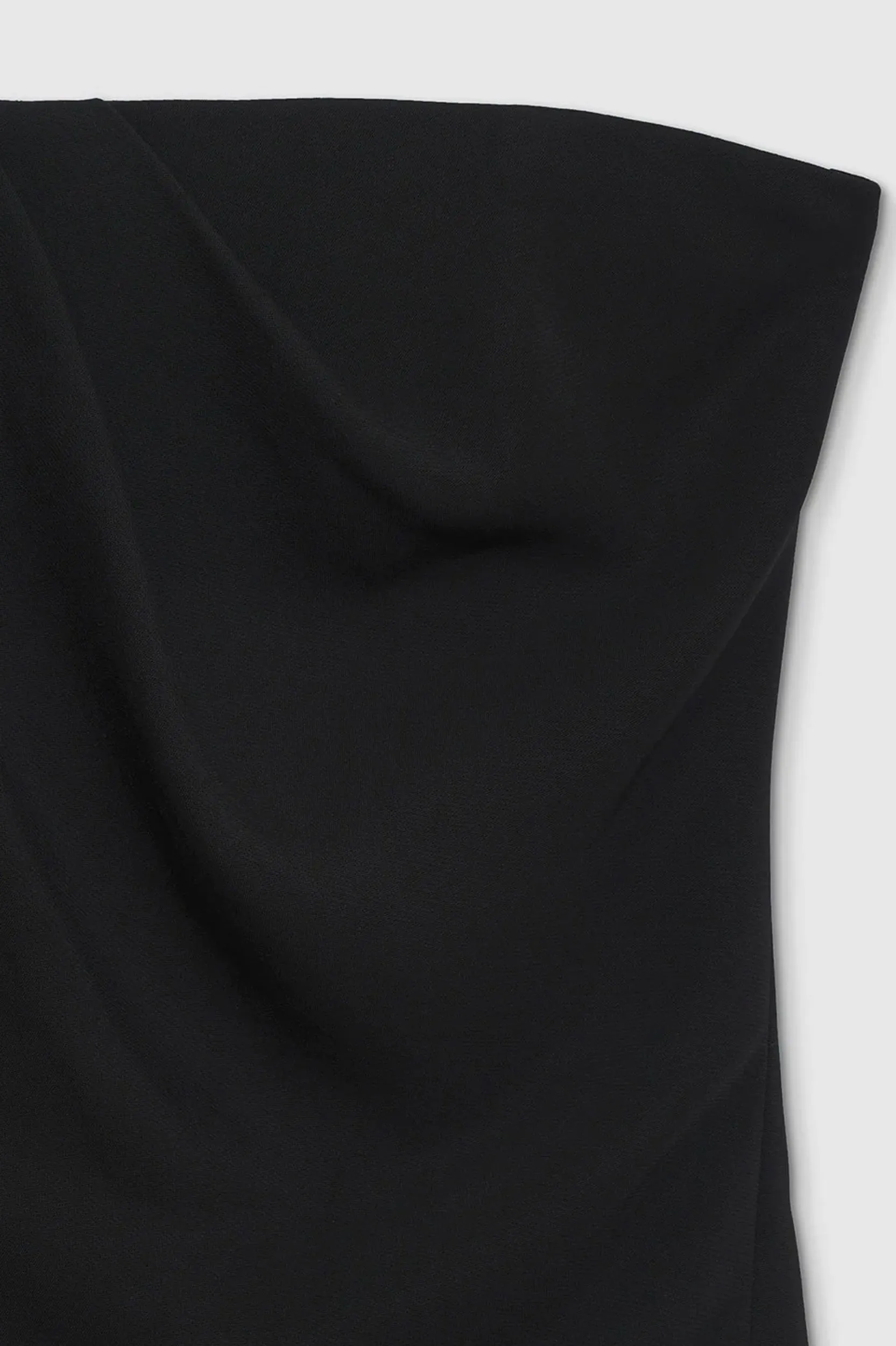 Halle Top in Black