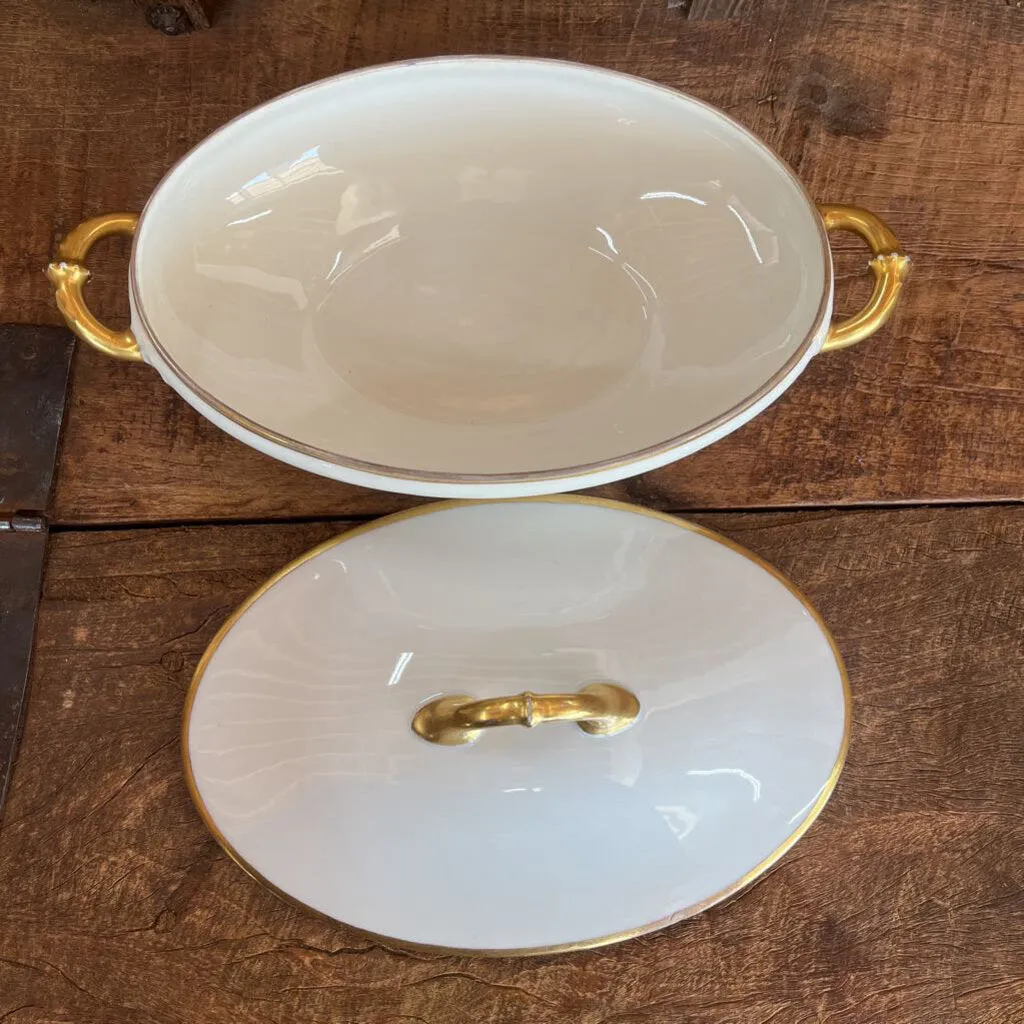 HAVILAND FRANCE WHITE PORCELAIN CHINA GOLD TRIMMED COVERED VEG BOWL
