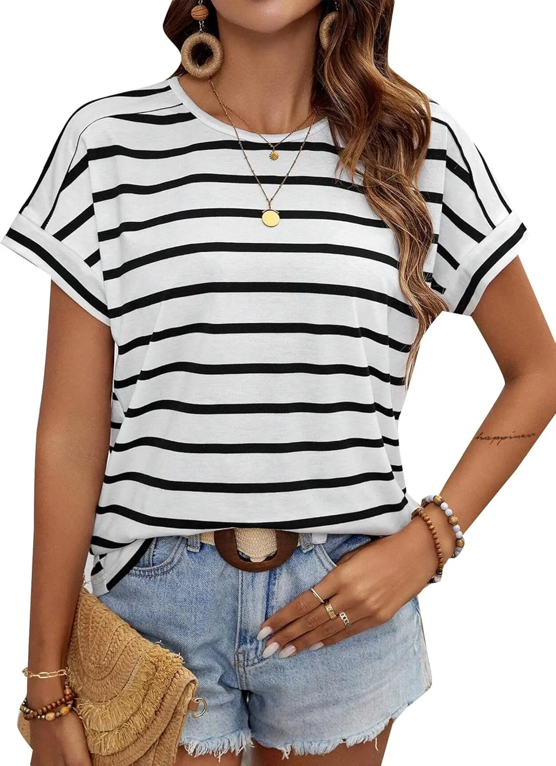 LilyCoco Womens Short Batwing Sleeve Striped Shirt Crew Neck Tops Casual Loose Fit Tee