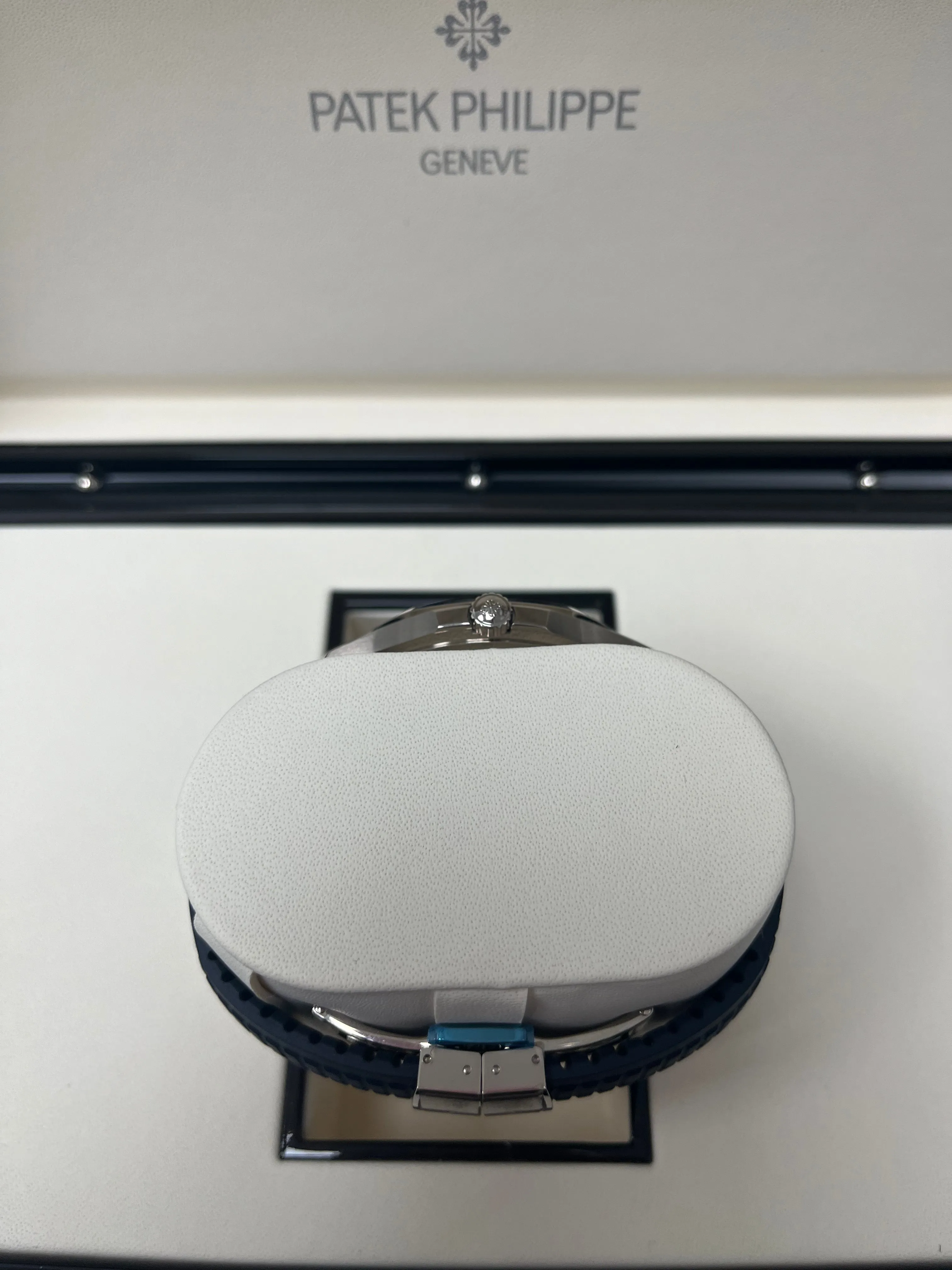 Luxury Patek Philippe Aquanaut White Gold Watch with Blue Embossed Dial, Ref#5168G-001