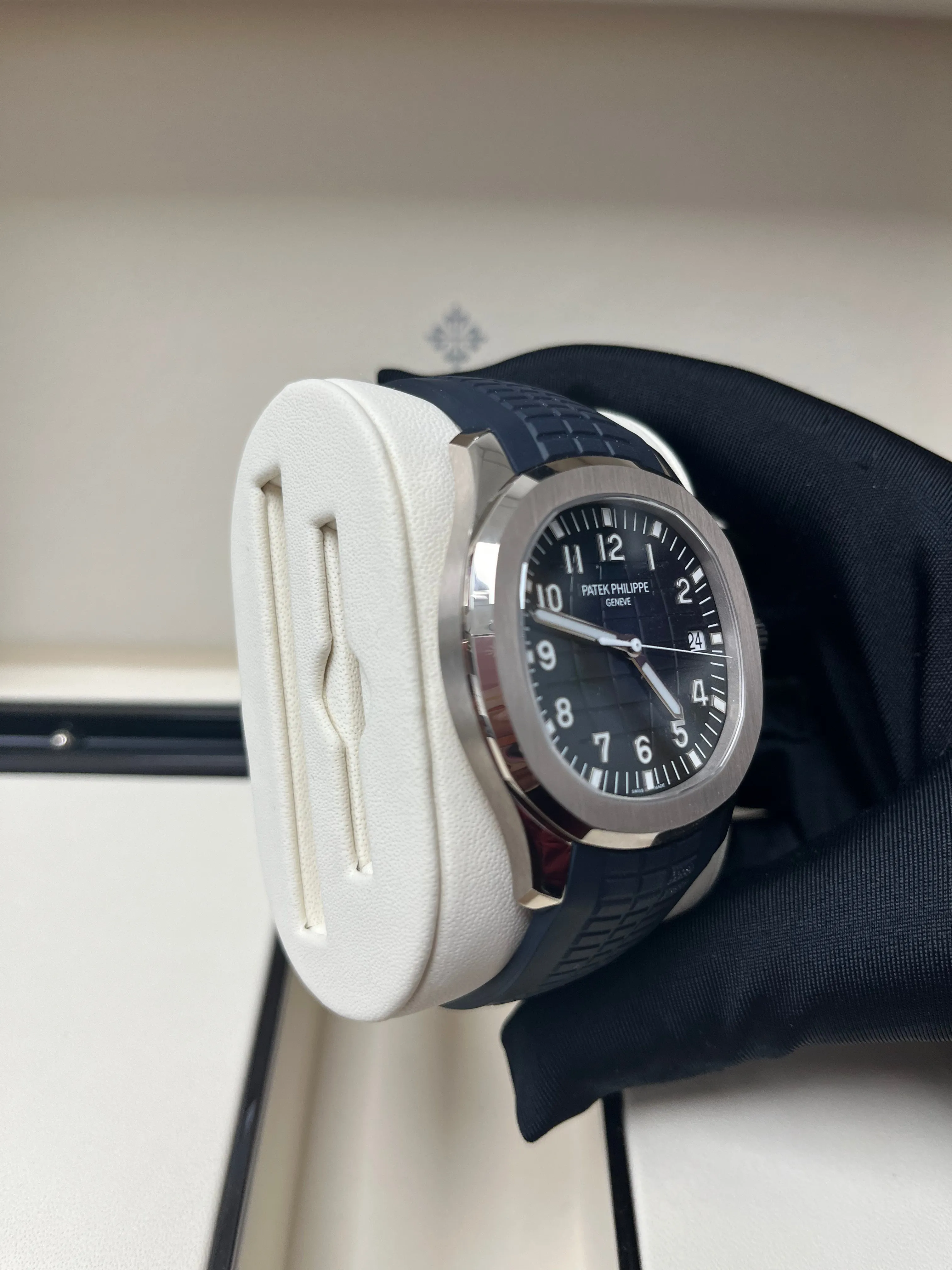 Luxury Patek Philippe Aquanaut White Gold Watch with Blue Embossed Dial, Ref#5168G-001