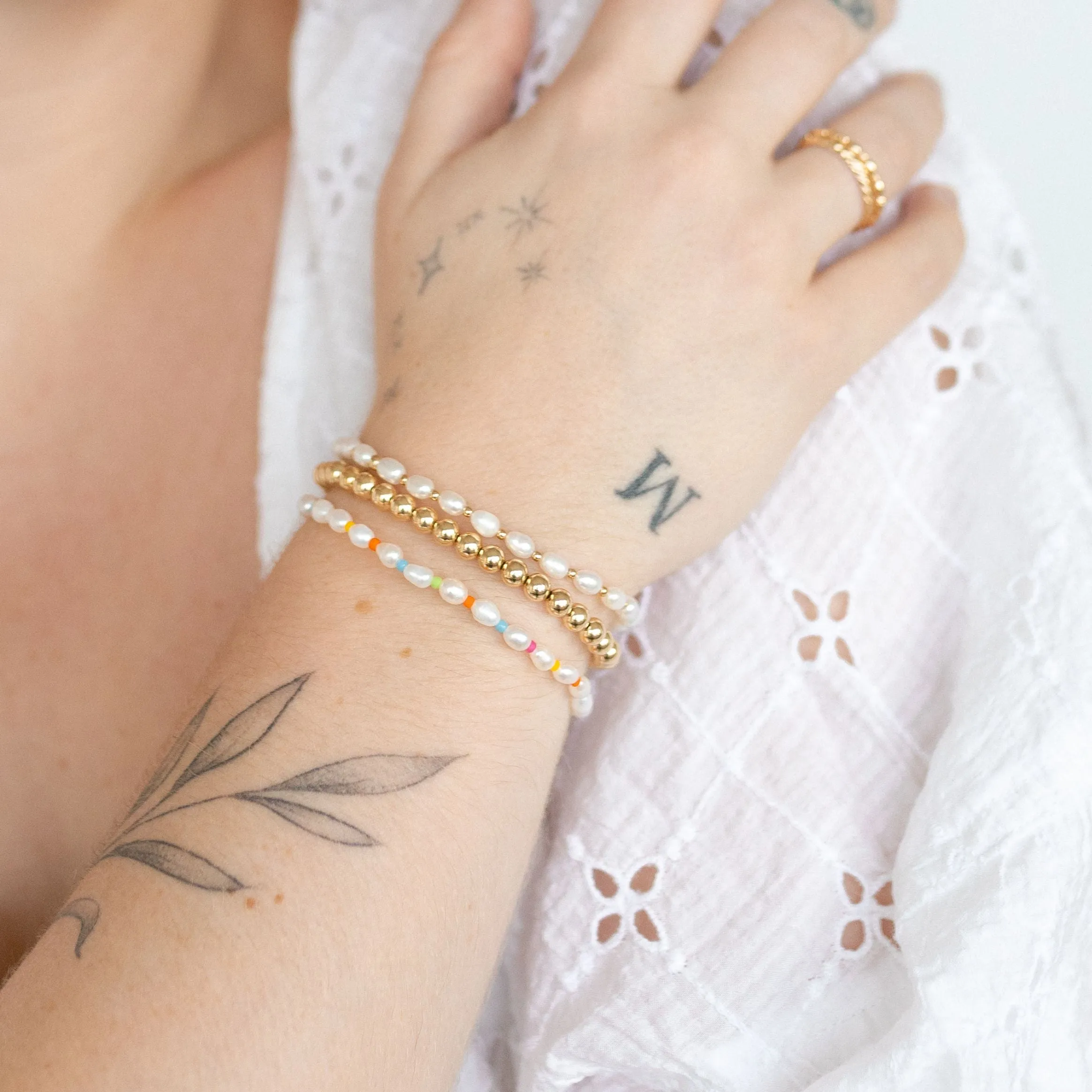 Pearl and Gold Beaded Bracelet