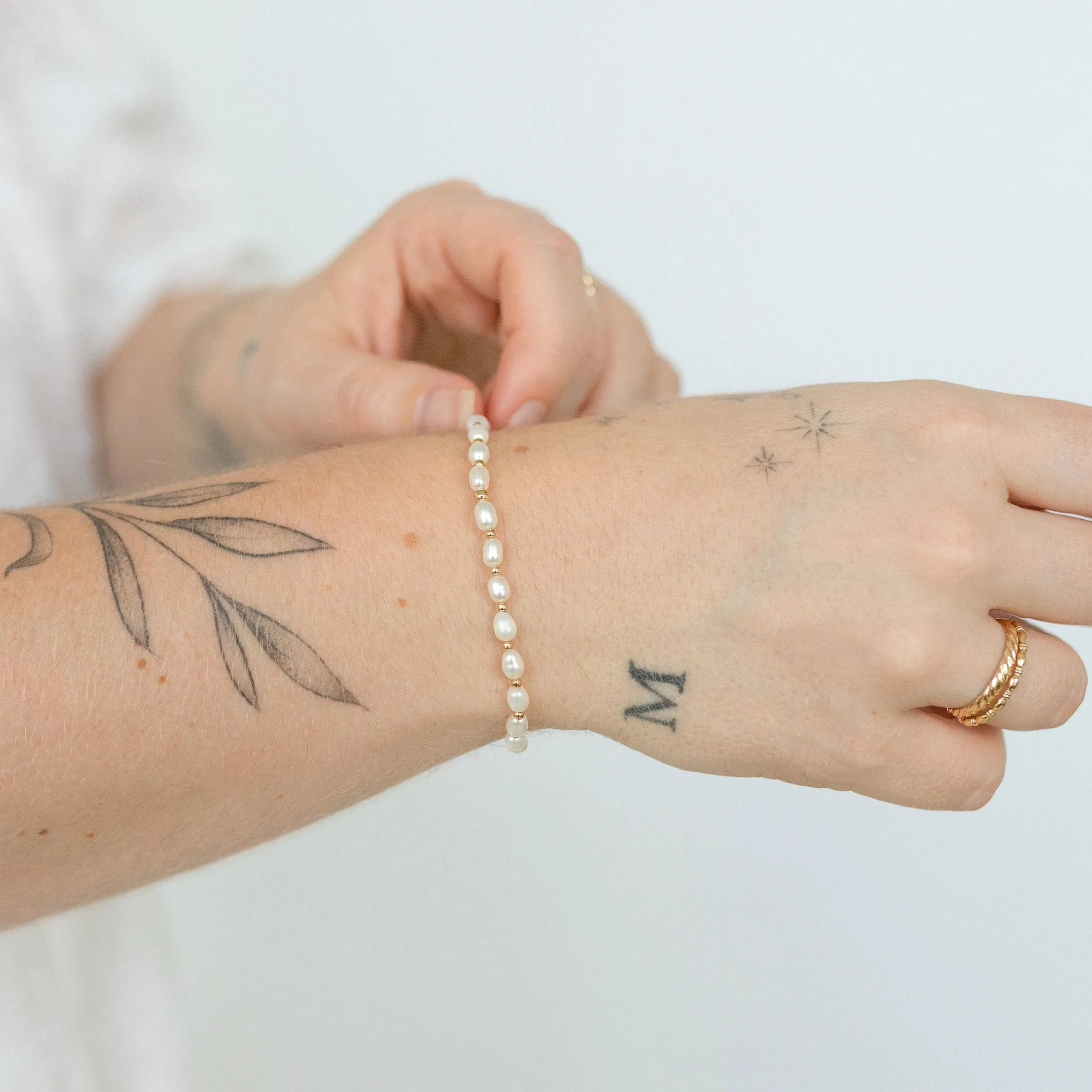 Pearl and Gold Beaded Bracelet