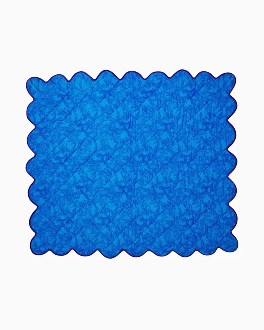 Reversible Cotton Throw With Scallop Trim