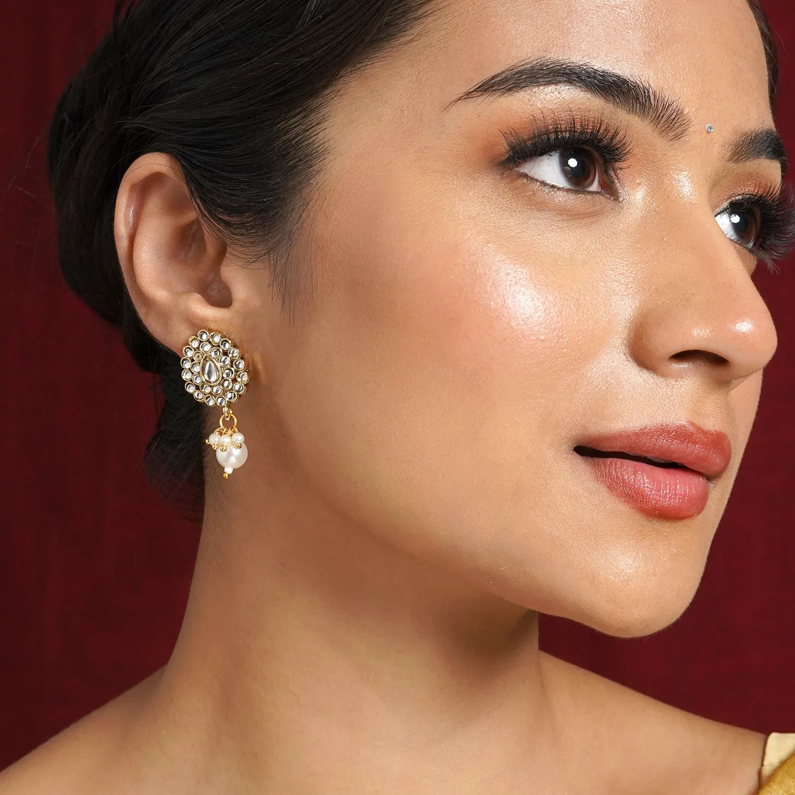 Teejh Gaekwar White Gold Earring