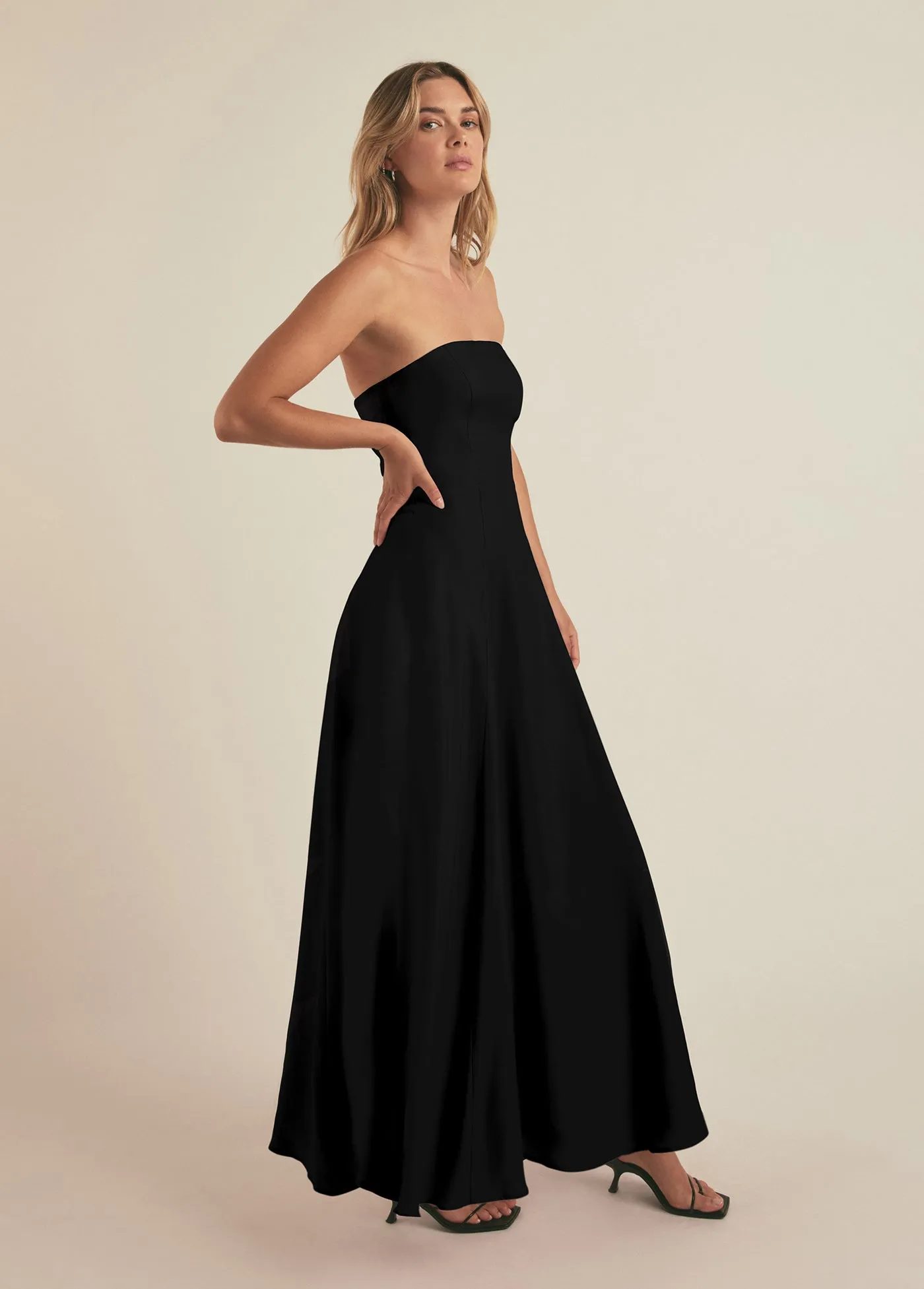 THE FAVORITE LINEN DRESS