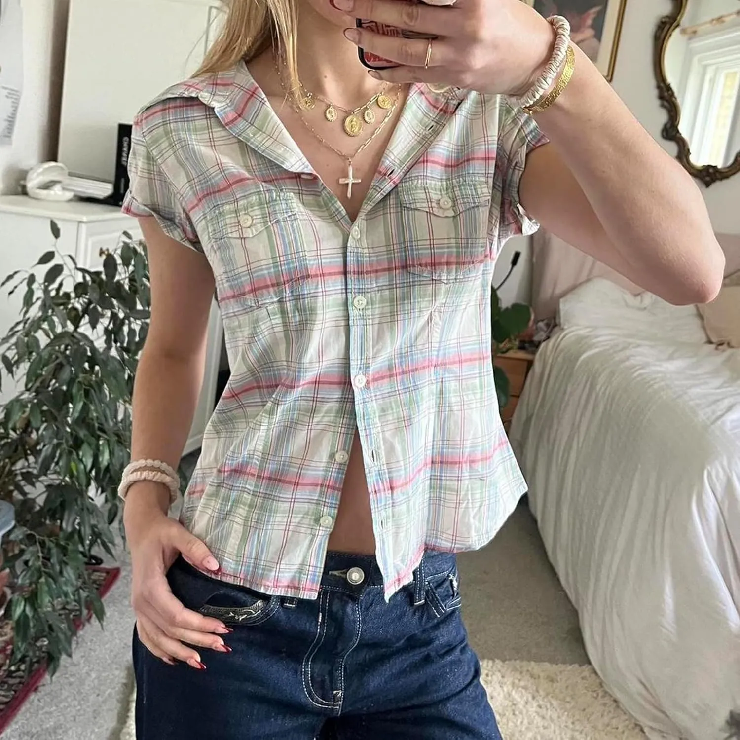 Women Y2k Short Sleeve Button Down Shirts Coquette V Neck Collared Crop Tops Vintage Slim Fit Going Out Blouse